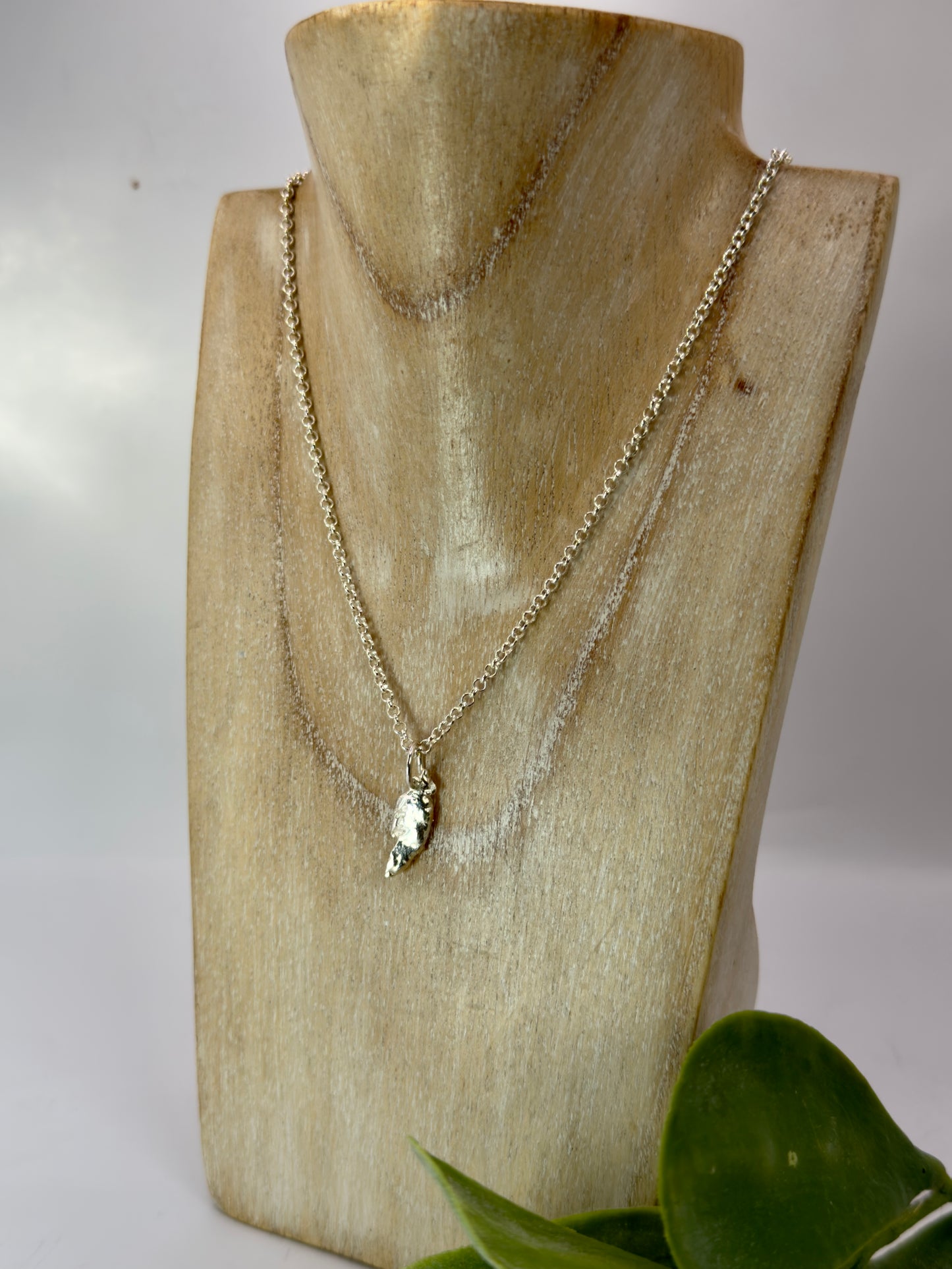 Sterling Silver Midi Feather Necklace