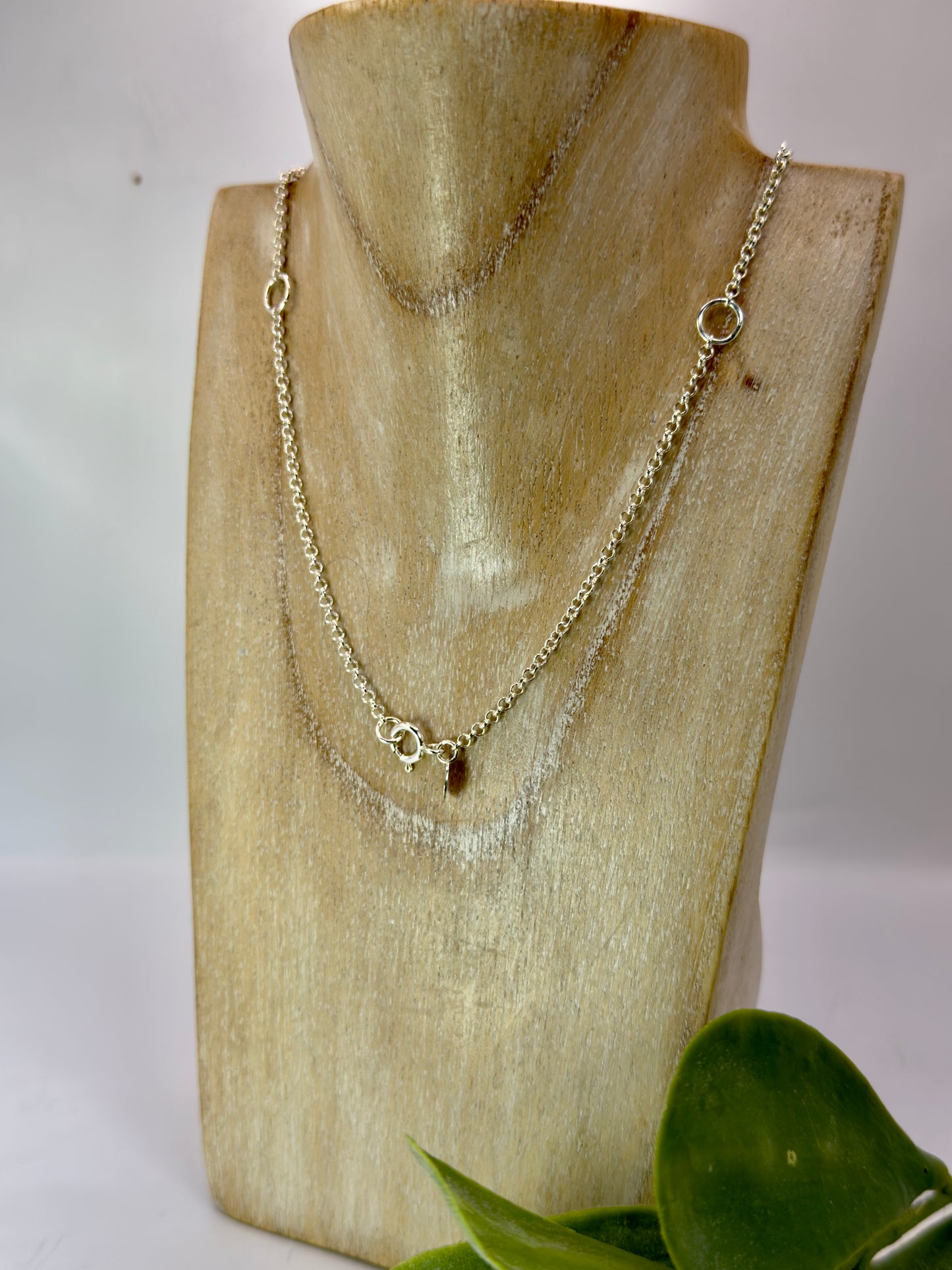 Sterling Silver Midi Feather Necklace