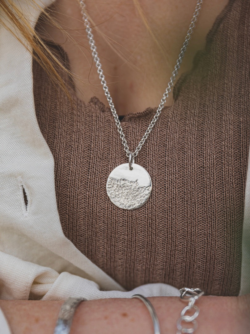 Sterling Silver Shoreline Necklace
